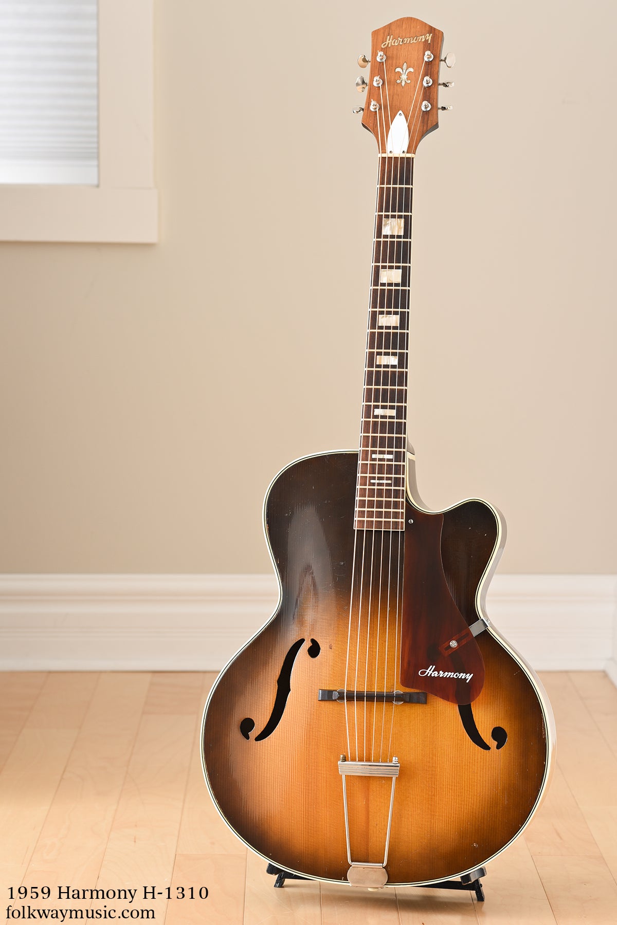 1959 Harmony H-1310