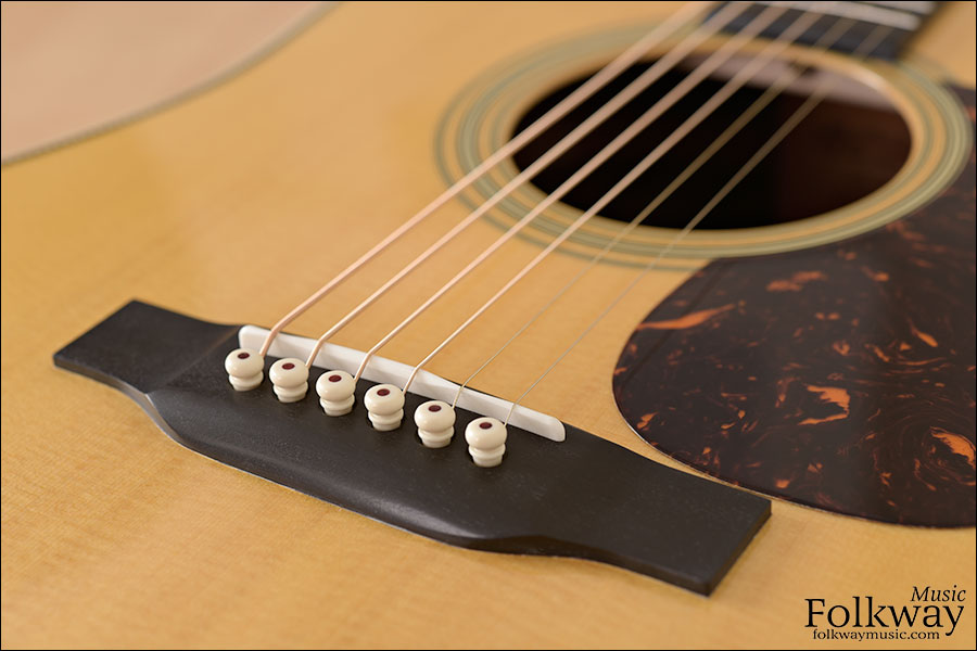Martin HD-28 (discontinued spec)