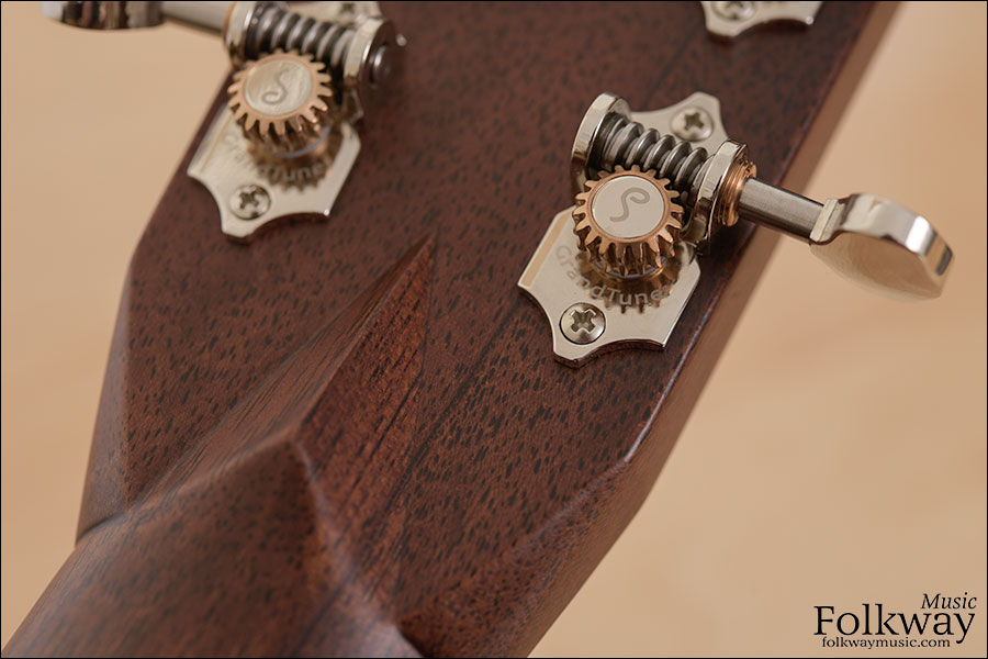 Martin HD-28 (discontinued spec)