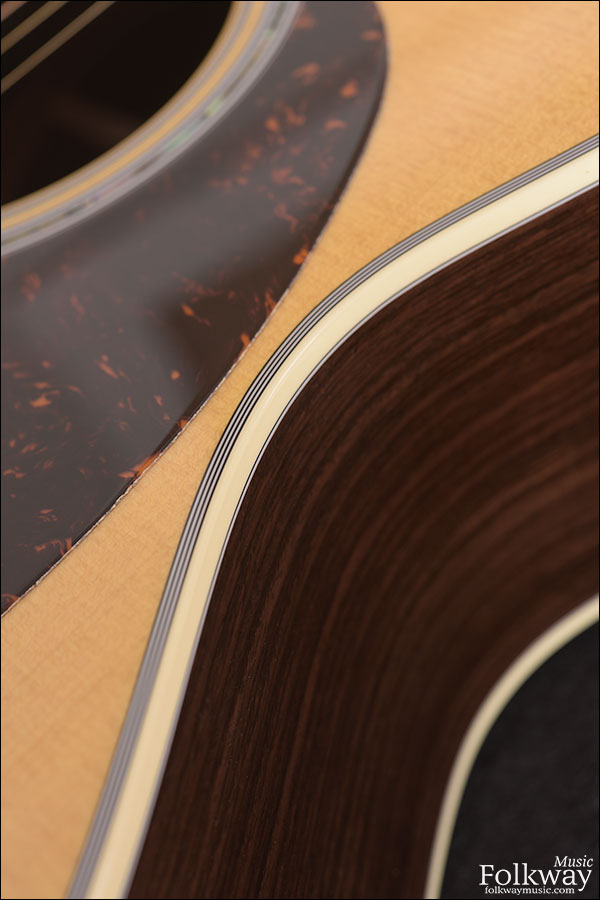 Martin J-40 (discontinued spec)