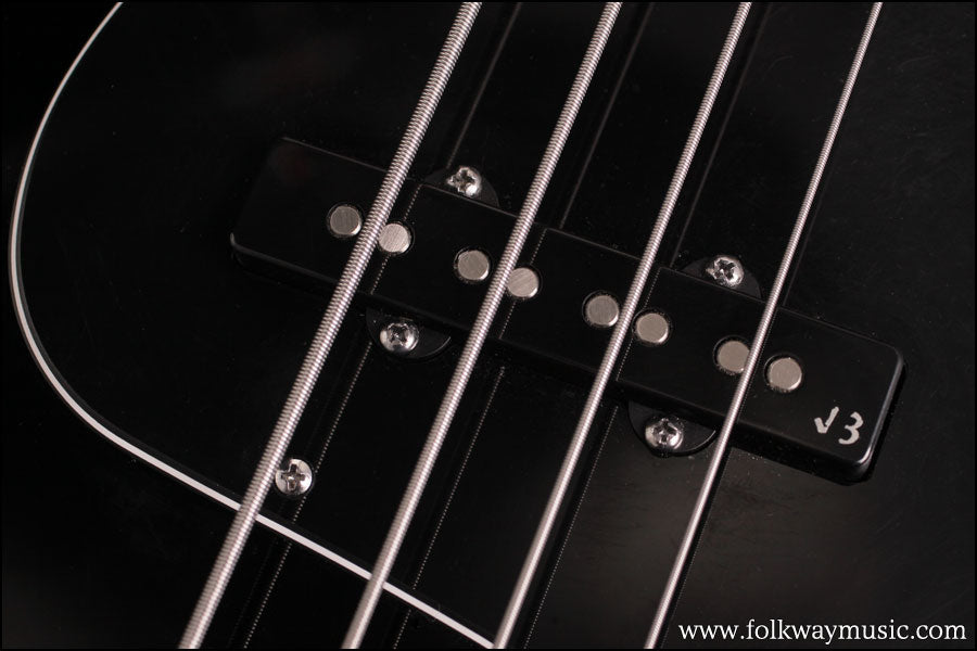 2011 Fender American Deluxe Jazz Bass