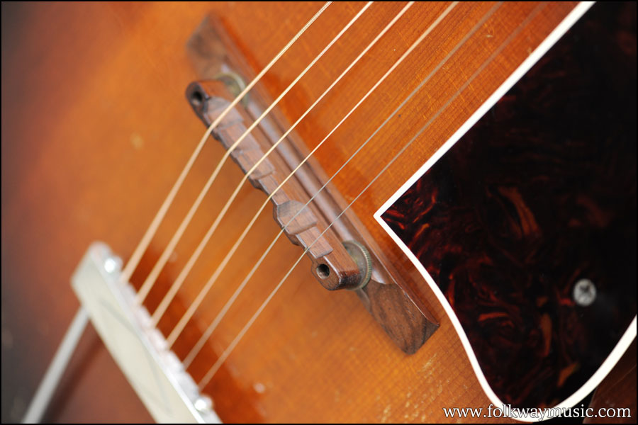 1946 Gibson L-50