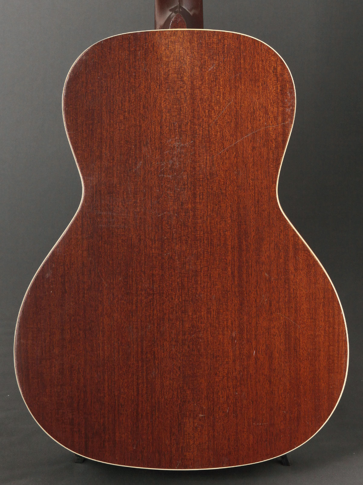 1932 Gibson L-0