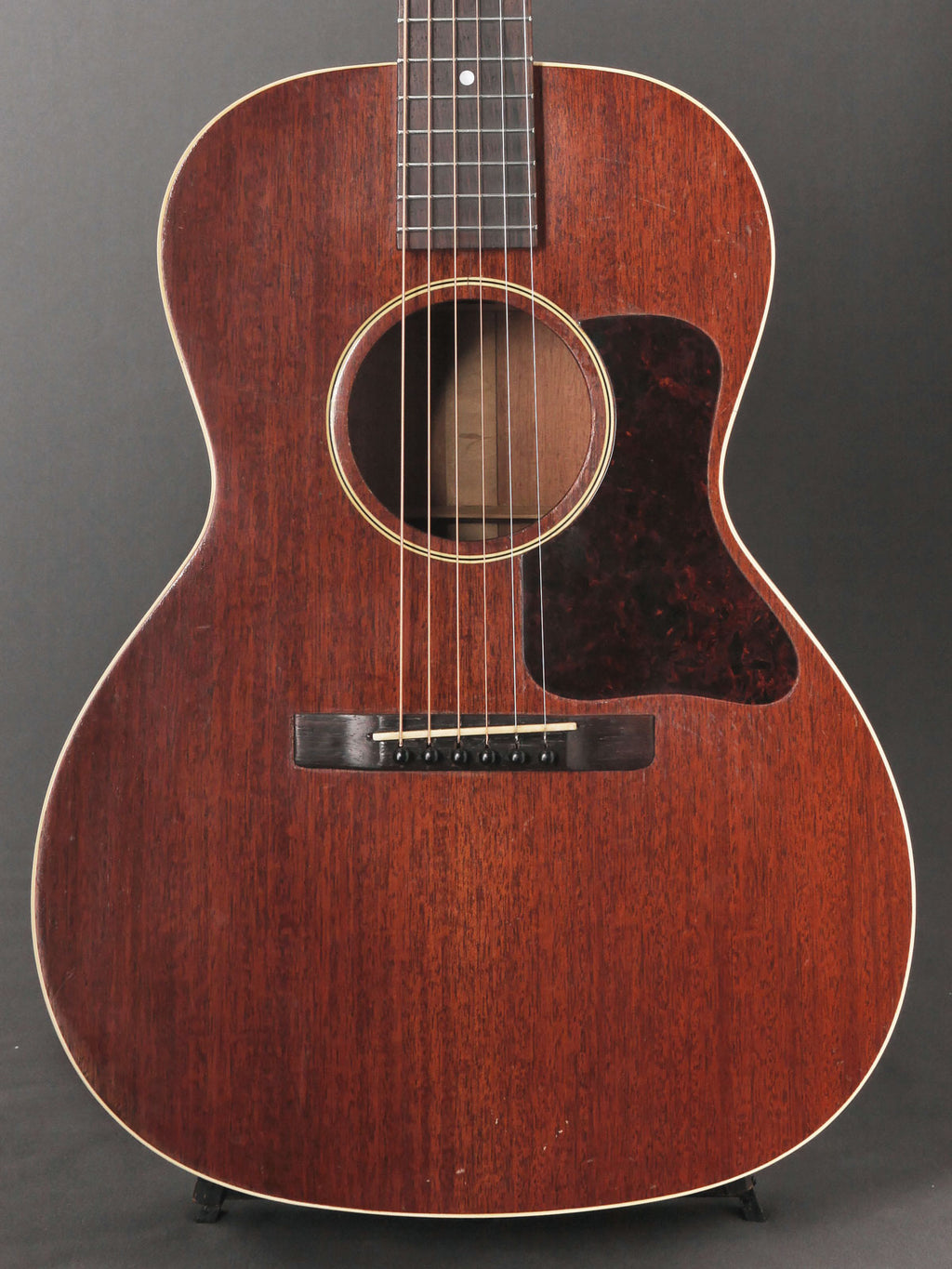 1932 Gibson L-0