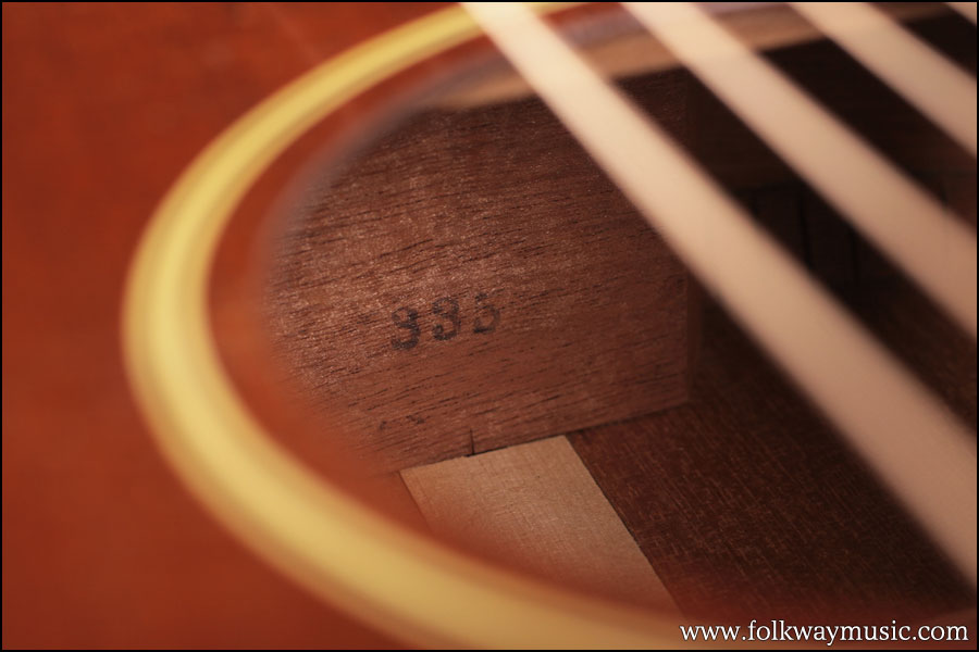 1932 Gibson L-0