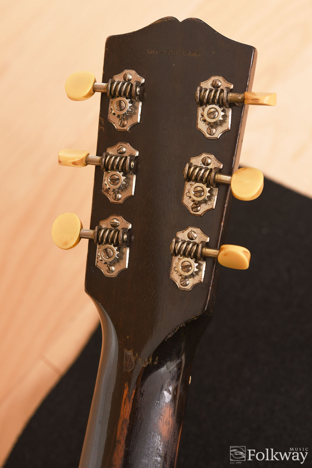 1935 Gibson L-50