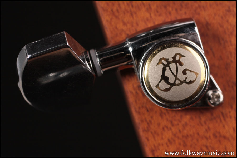 2011 Larrivée LV-05E