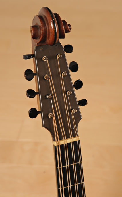 1922 Lyon and Healy Style A Mandocello