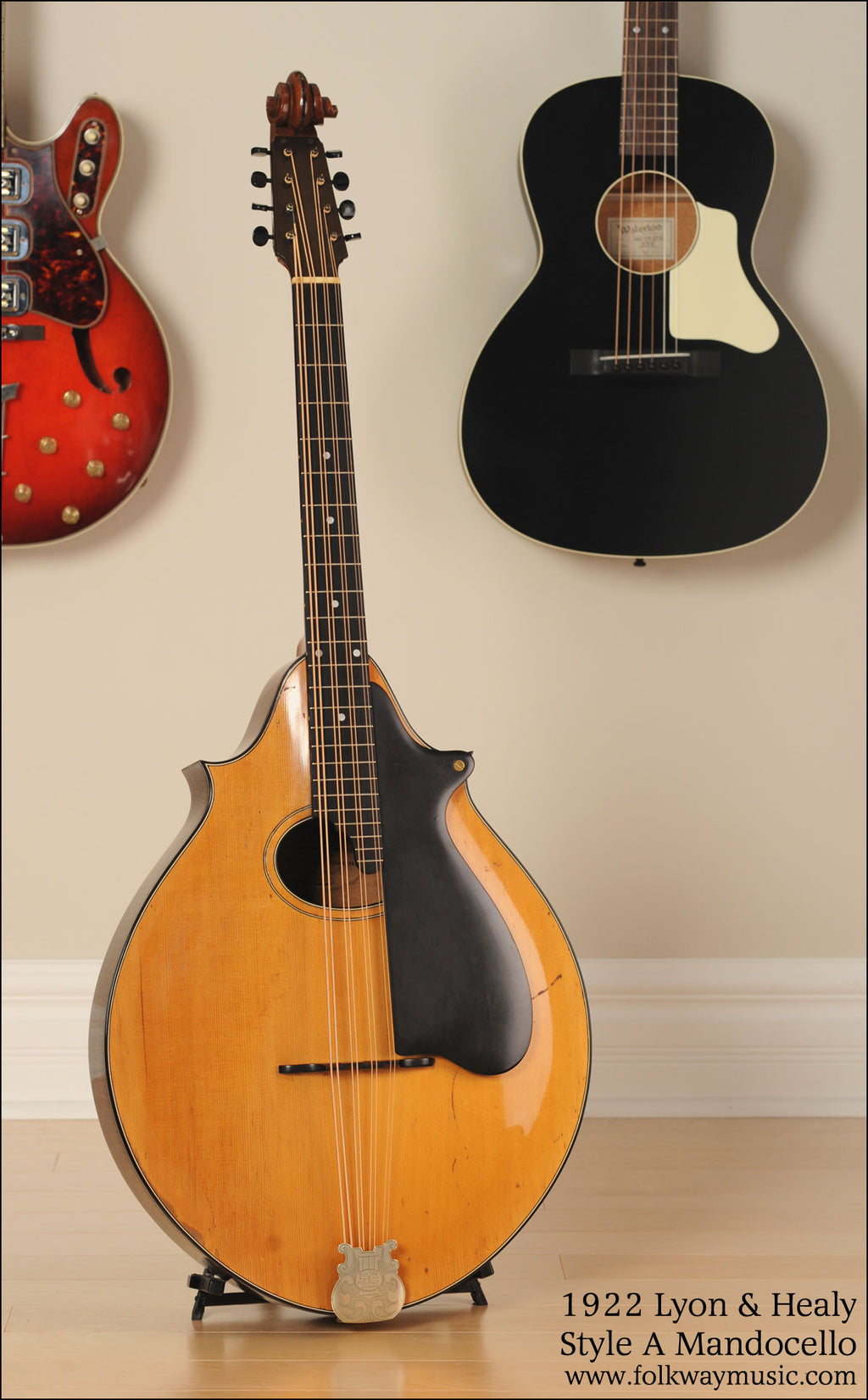 1922 Lyon and Healy Style A Mandocello