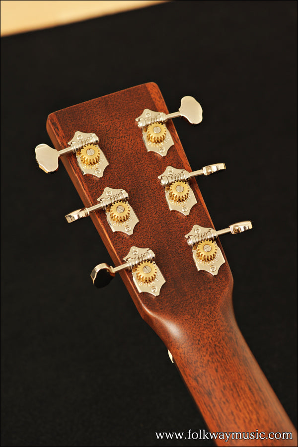 Martin 000-15m Lefty (discontinued spec)