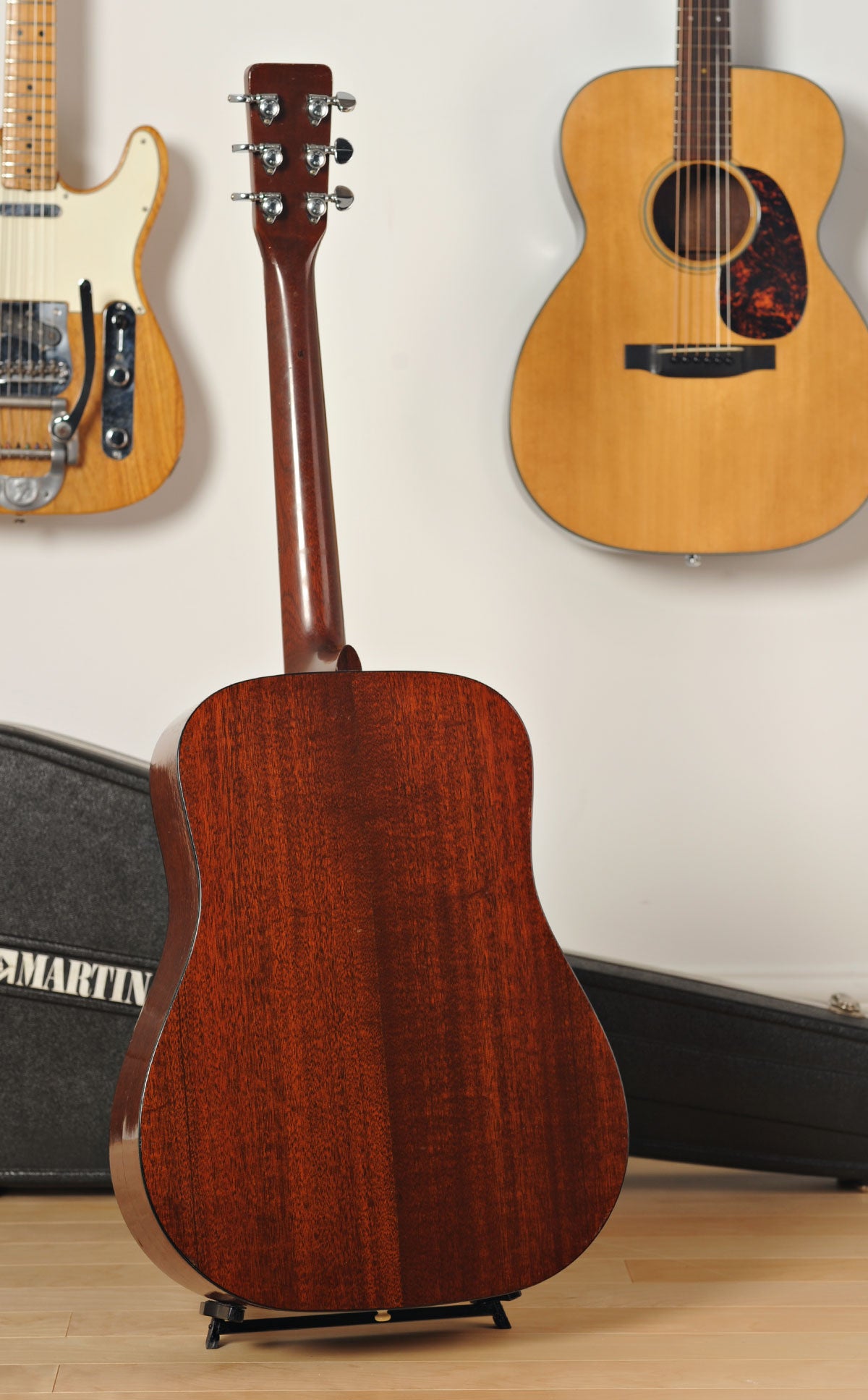 1967 Martin D-18