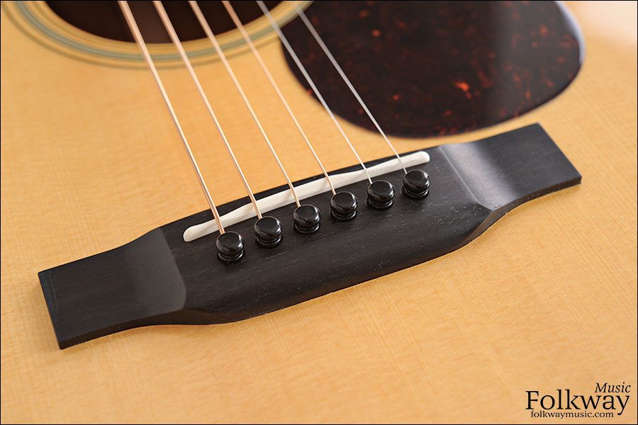 Martin 000-18 (discontinued spec)