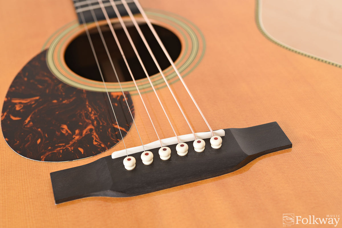 NOS 2016 Martin OM-28 Lefty