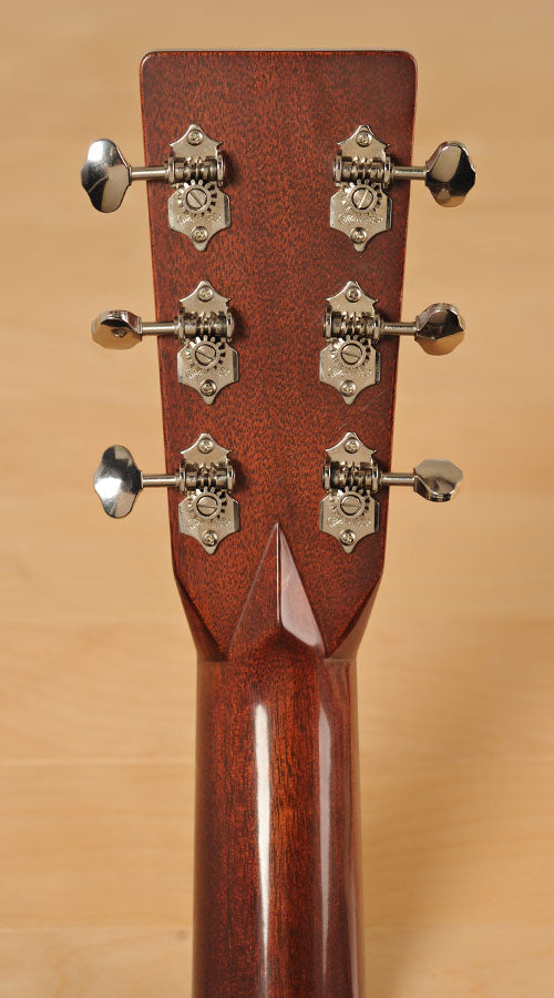 2012 Martin OM-28v