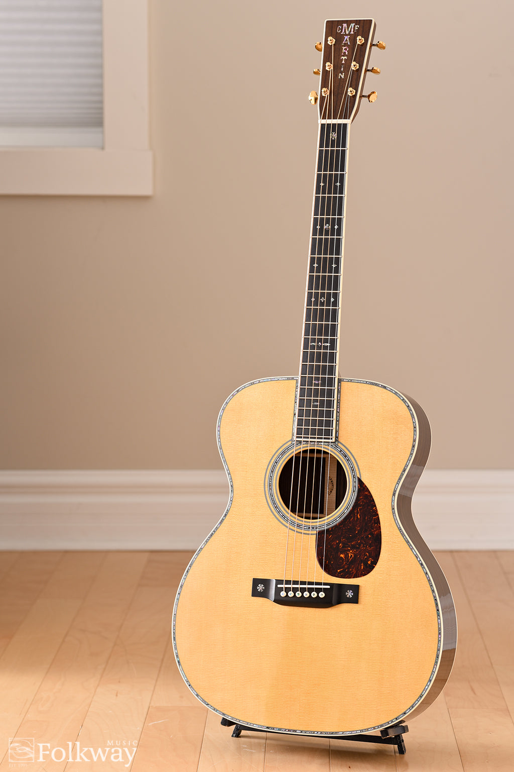 Martin OM-42 (discontinued spec)