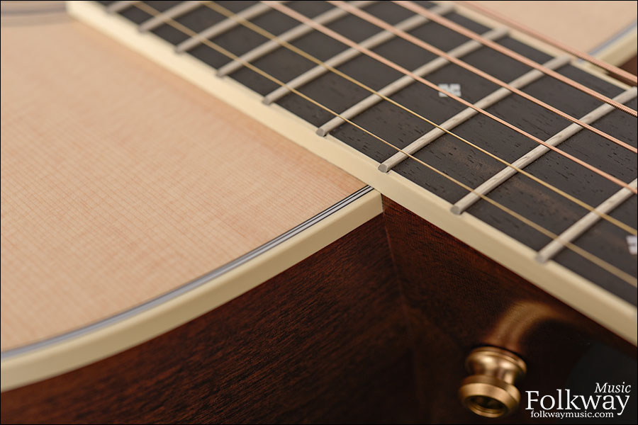 Martin OME Cherry (discontinued spec)