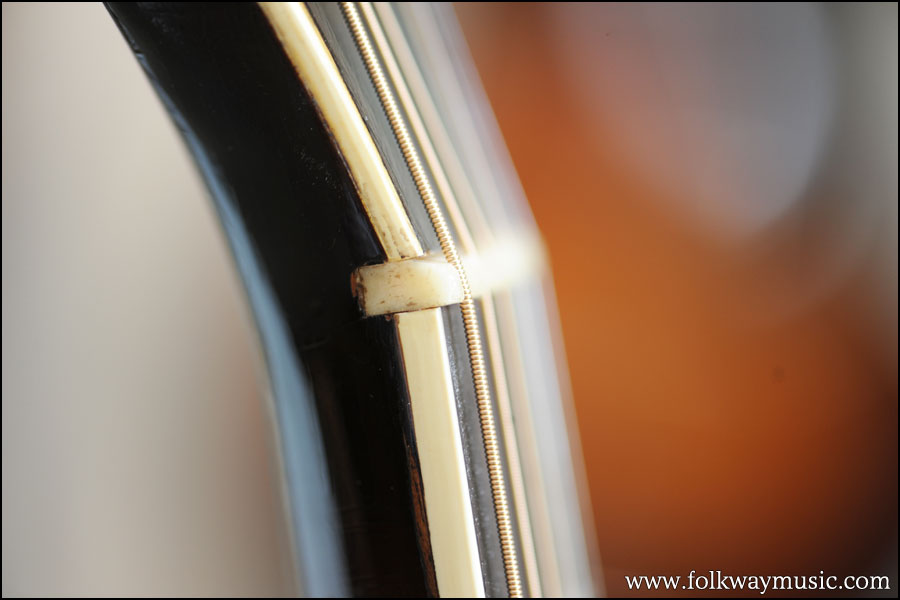 1937 Gibson Recording King 1123 (M-4)