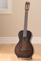 Art & Lutherie Roadhouse Nylon Bourbon Burst