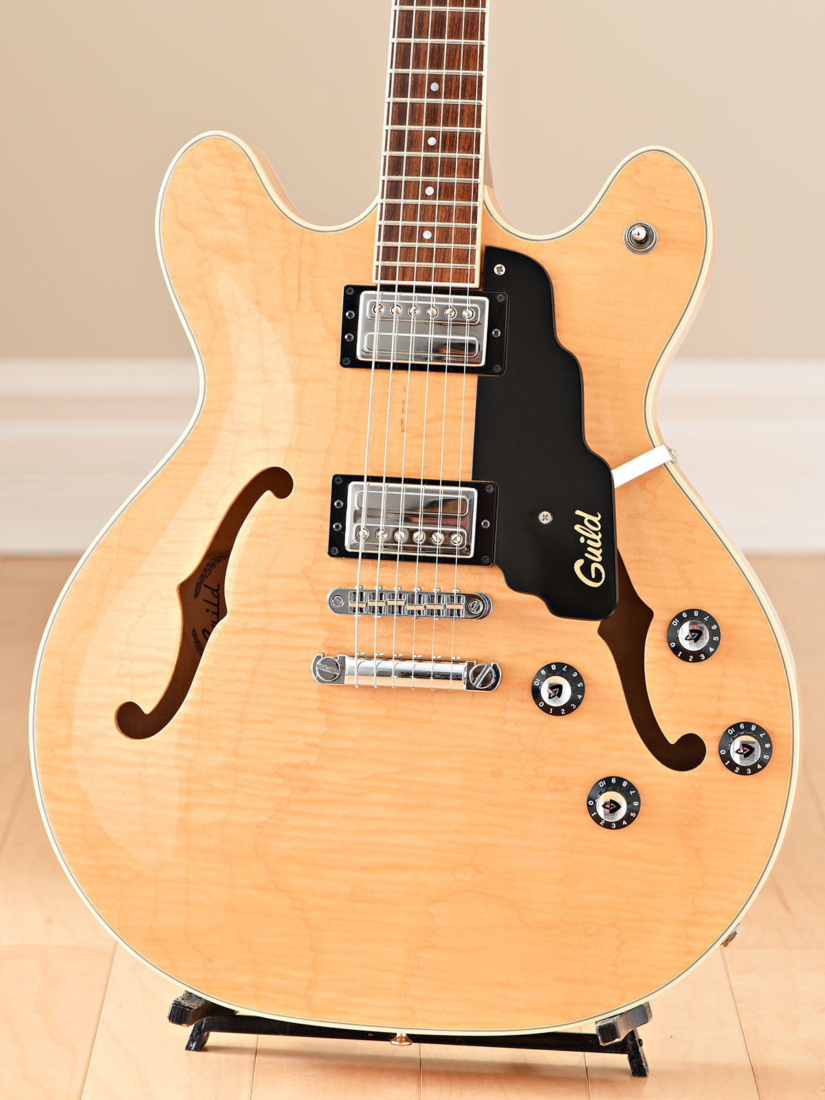 2001 Guild Starfire IV