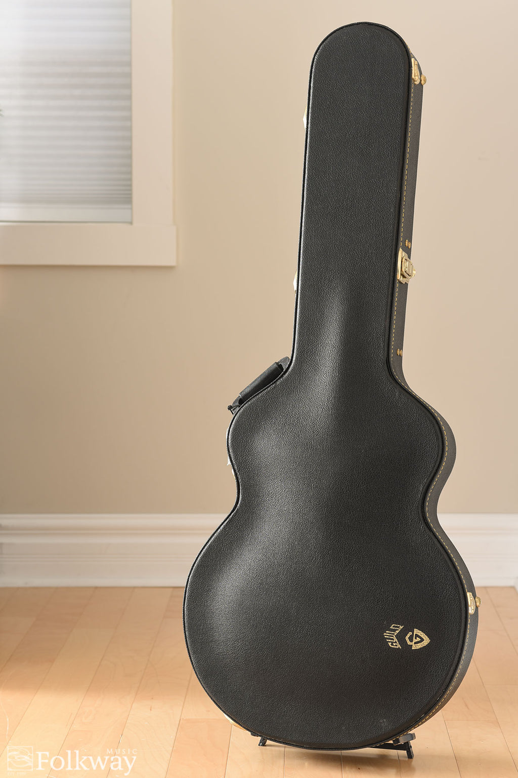 2001 Guild Starfire IV