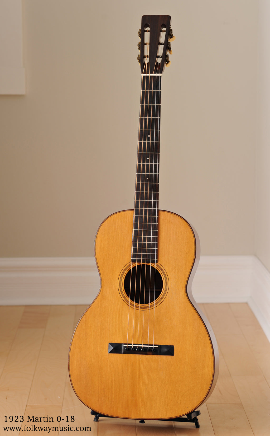 1923 Martin 0-18