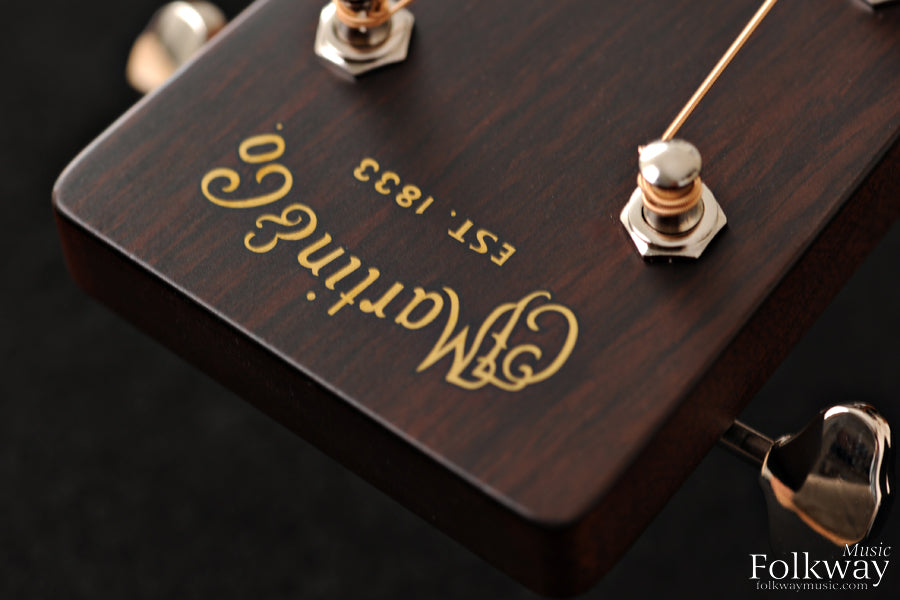 Martin 00-18 (discontinued spec)