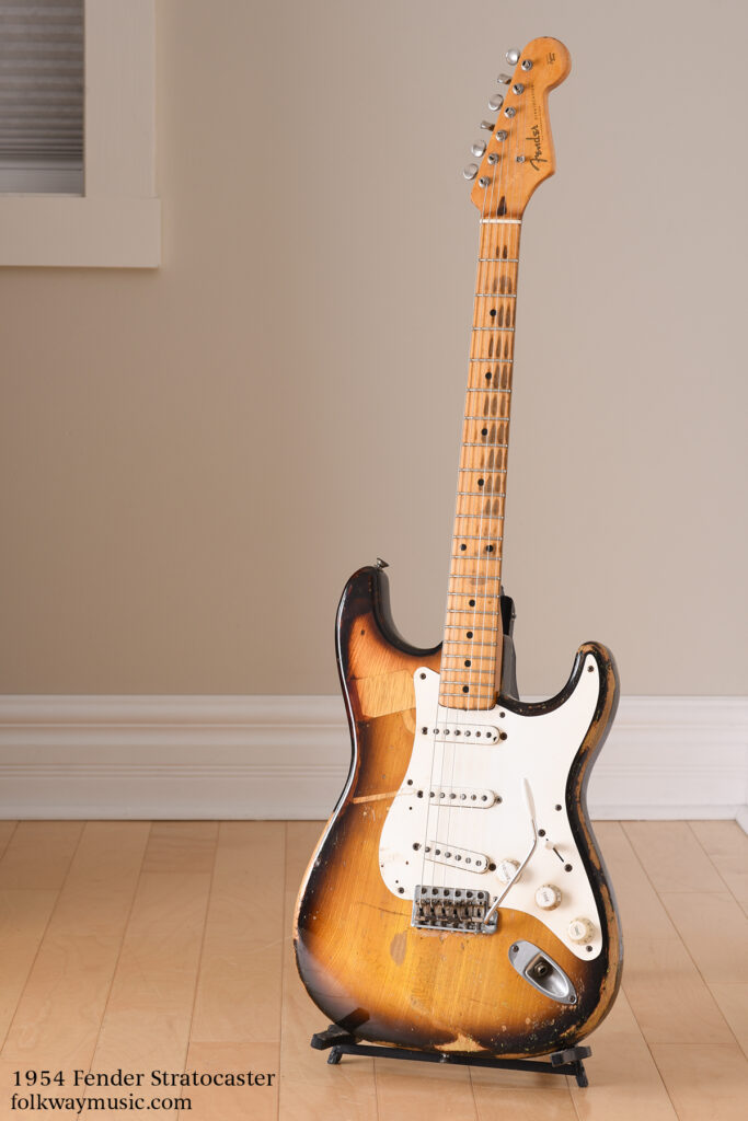 Vintage 1954 Fender Stratocaster sunburst electric guitar