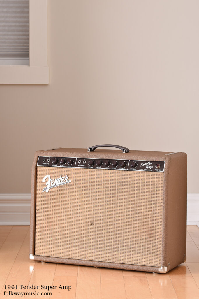 Vintage 1961 Fender Super Amp 6G4-A electric guitar amplifier